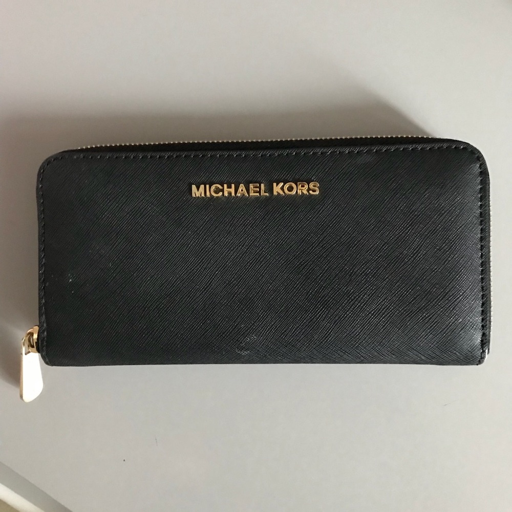 Michael Kors wallet